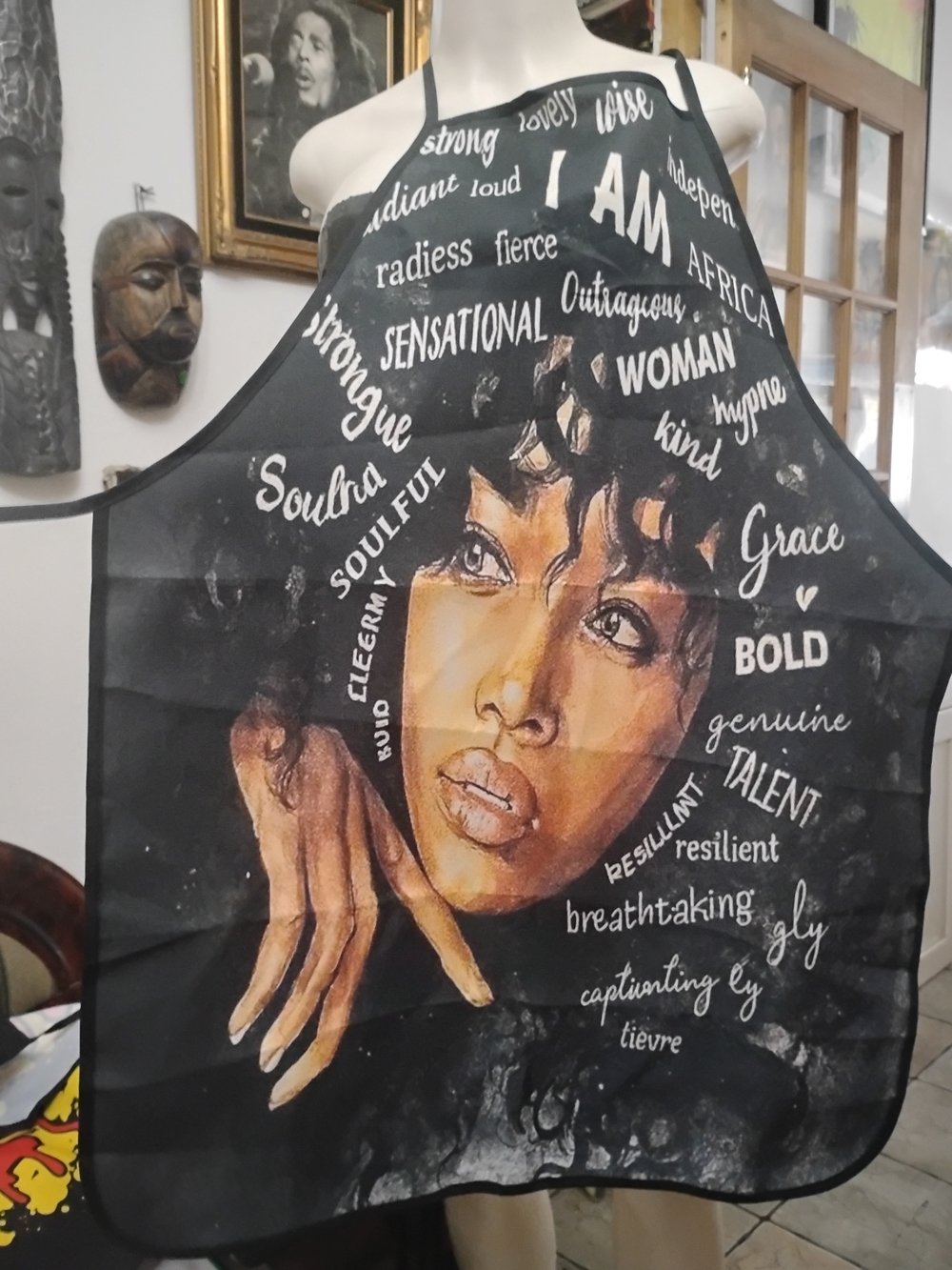 I AM Africa Woman Black Apron 😍